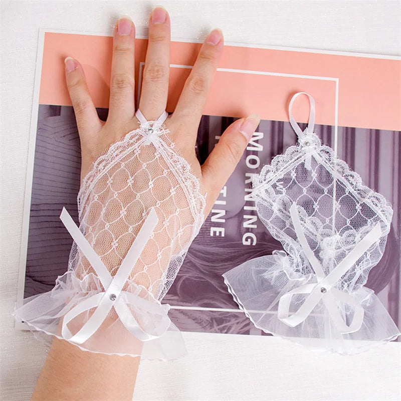 Gothic Lace Gloves