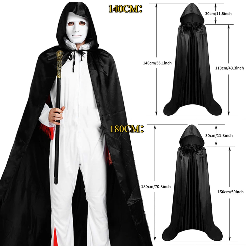 Cape noire à capuche