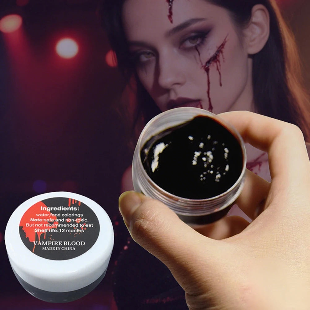 Faux sang et maquillage de cicatrices